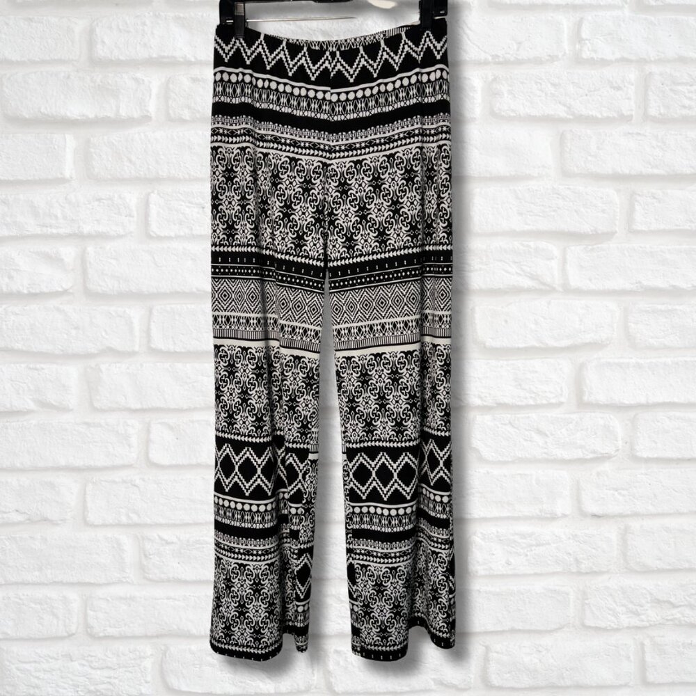 AB Studio Pull-On Black and White Print Pants (medium)